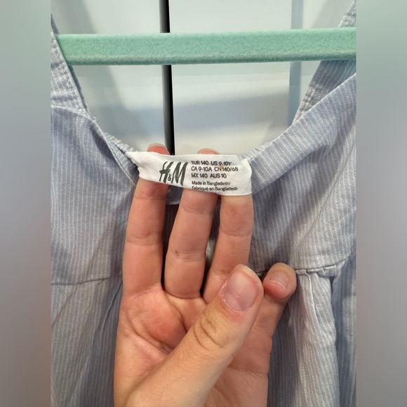 H&M Floral Dress - Picture 2 of 2